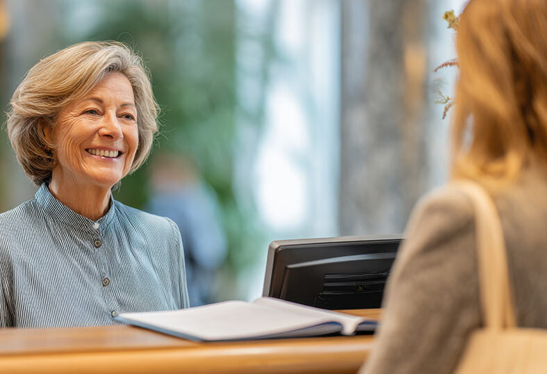 VirCierge blog virtual vs on-site concierge front desk